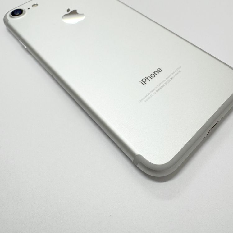 iPhone 7 32GB SIM�ե꡼�����ʡ٥���С�