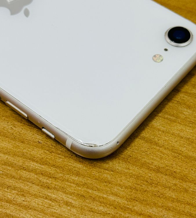 iPhone SE �裳���� 64GB SIM�ե꡼�åƥ꡼86%