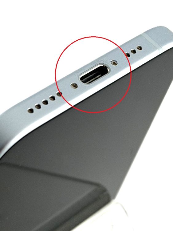 iPhone 15 128GB �֥롼 SoftBank��SIM�ե꡼