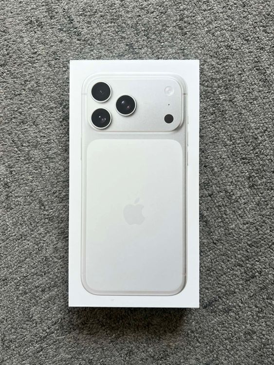 ���ʡ�̤���� iPhone17 Pro Max 256GB  ����С� ����SIM�ե꡼
