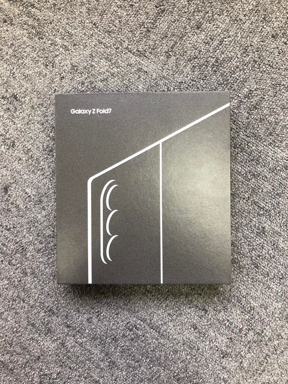̤ Galaxy Z Fold7 256GB ֥롼 ɥ