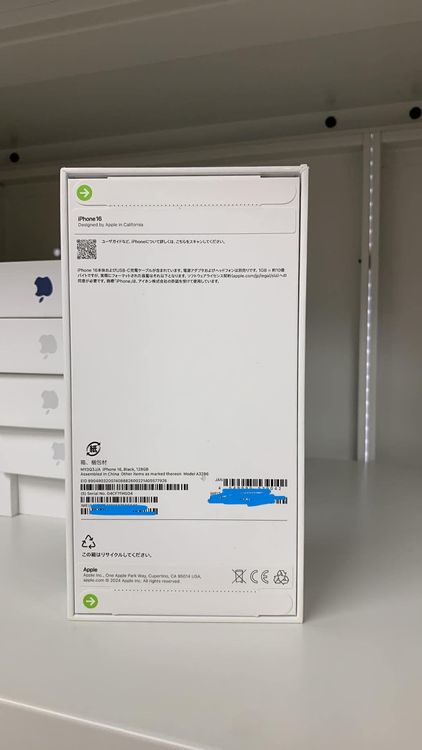 ̤���� iPhone 16 �֥�å� 128GB