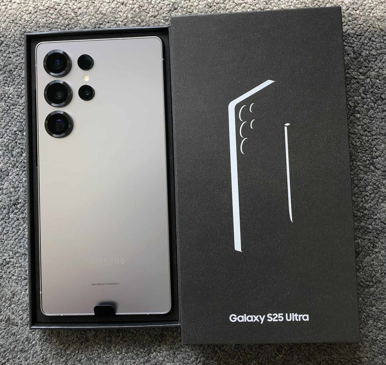 ̤ѣalaxy S25 Ultra 256GB ˥ С֥롼