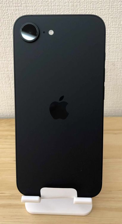   iPhone 16e ֥å 256GB
