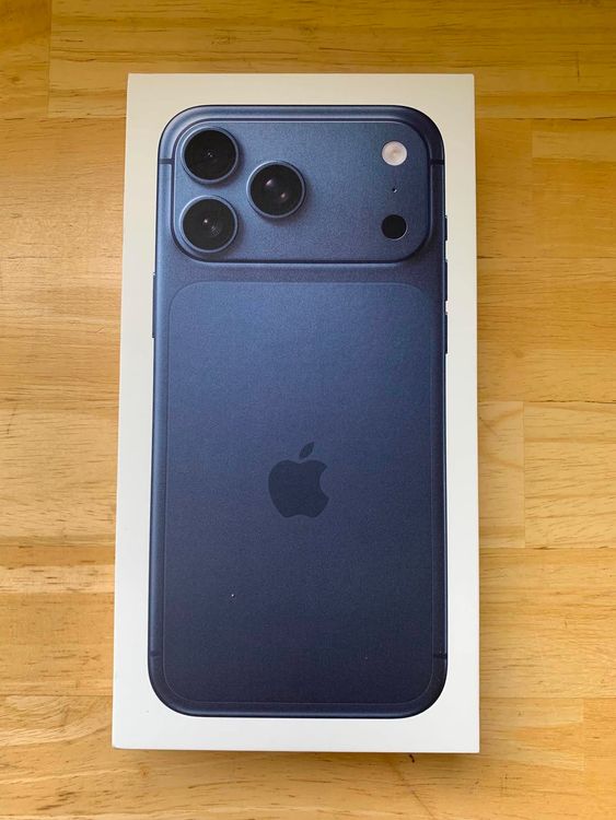 ����̤���� iPhone 17 PRO MAX 256GB �ǥ����ץ֥롼