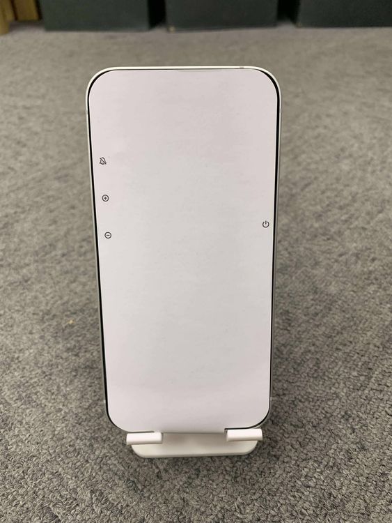   iPhone 16e ۥ磻 128GB