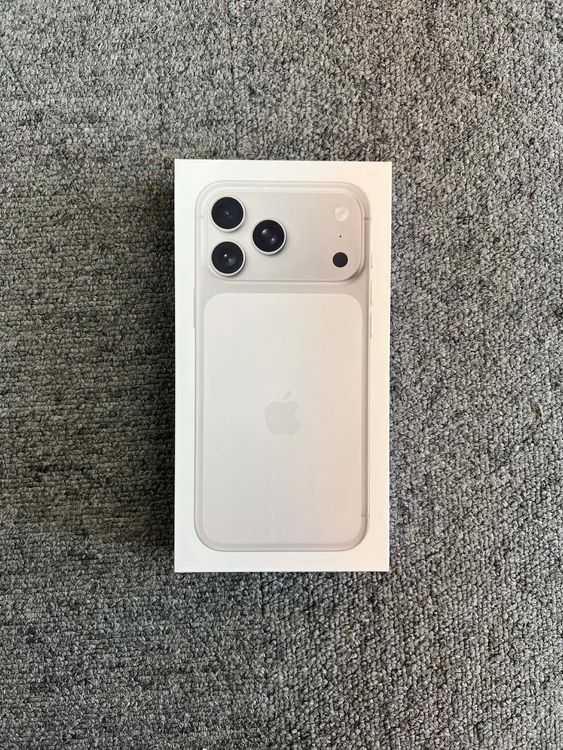 ���ʡ�̤���� iPhone17 ProMax 256GB ����� ������SIM�ե꡼