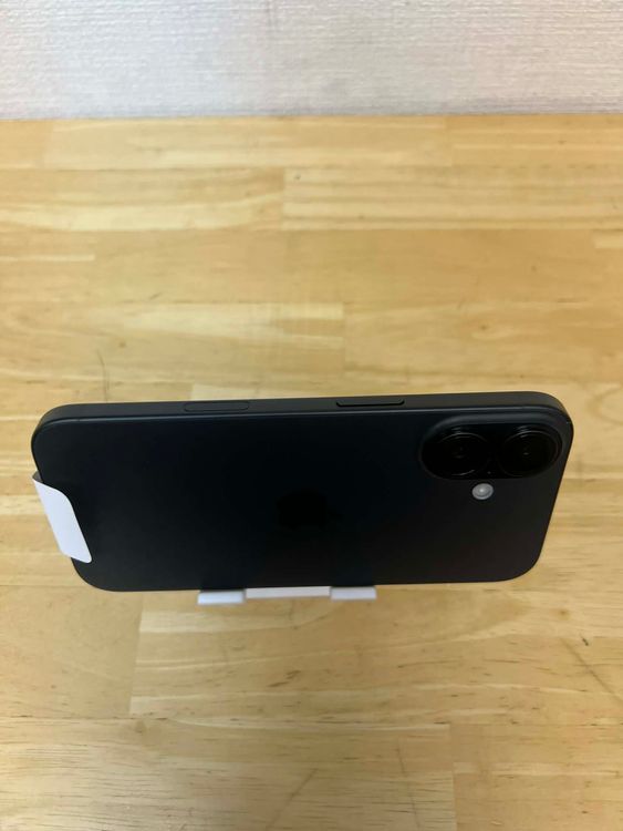 ���� Ʊ�� iPhone 16 �֥�å� 128GB