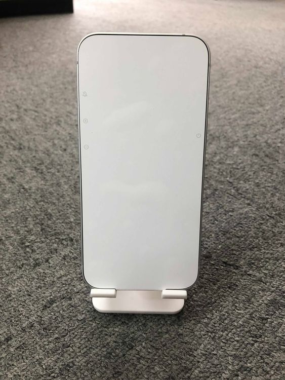   iPhone 16e ۥ磻 256GB