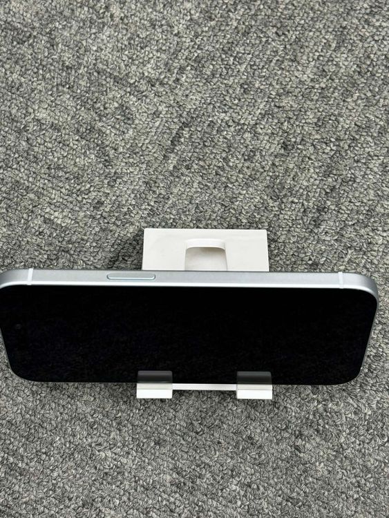 ����Ʊ��  ���ſ���1�� iPhone 15 Blue 128GB