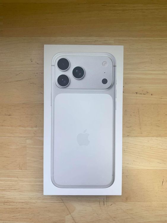 ���ʡ�̤���� iPhone 17 PRO MAX 1TB ����С�