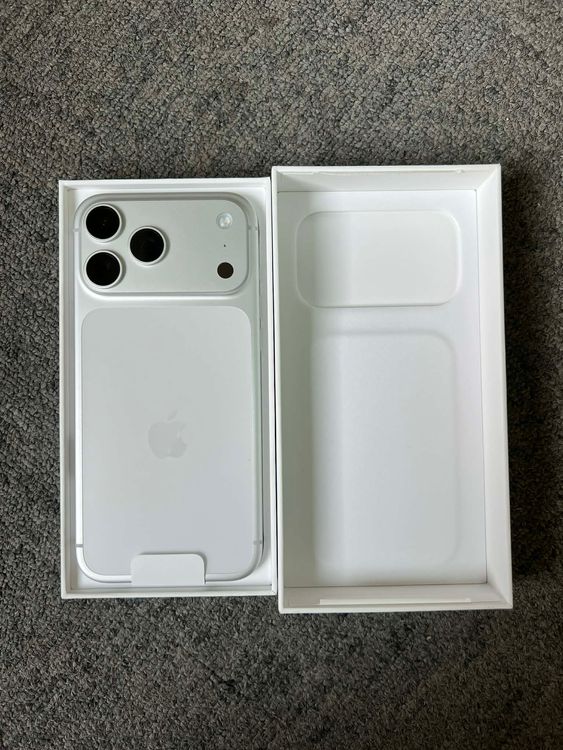 ����̤���� Iphone 17 pro max 256GB������С�