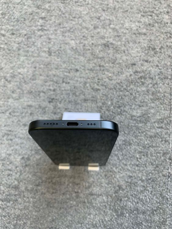 ���� ���� iPhone 15 �֥�å� 128GB�����̥����롦12/25��12/31