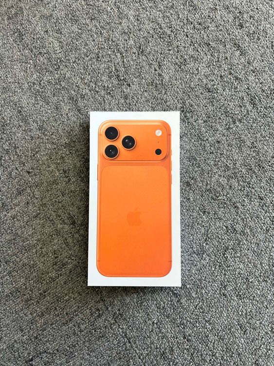 ���ʡ�̤���� iPhone17 ProMax 256GB �����ߥå������ ����SIM�ե꡼