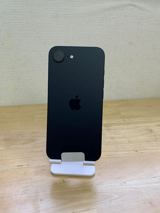   iPhone 16e ֥å 128GB