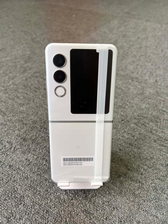 ����Ʊ�� Nubia Flip 2 �ۥ磻�� 128GB