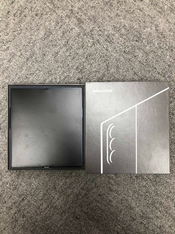 ̤ Galaxy Z Fold7 256GB ֥롼 ɥ