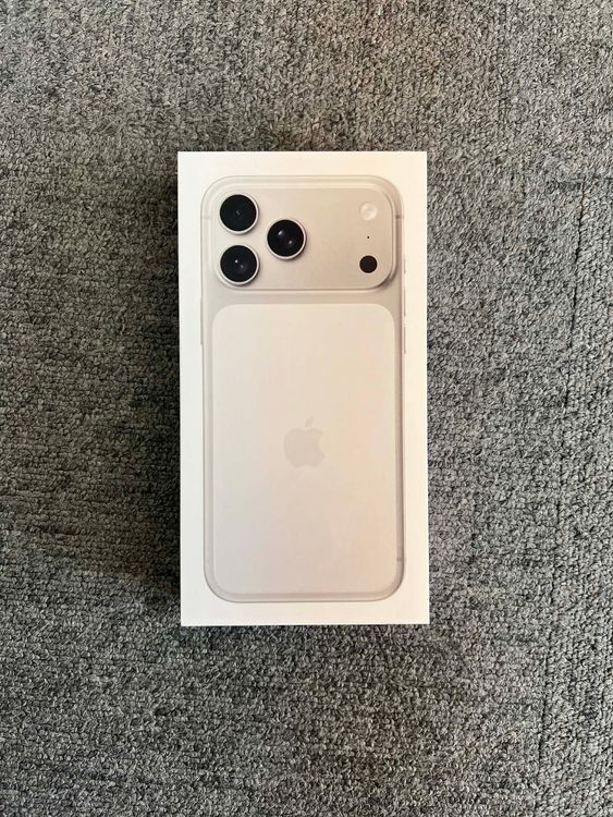 ���ʡ�̤���� iPhone17 ProMax 256GB ����� ����SIM�ե꡼