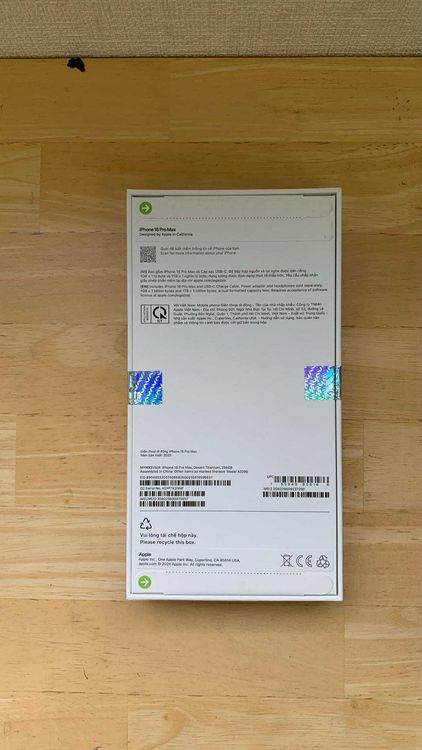 ʡ̤ iPhone16 ProMax 256GB ǥ  SIMե꡼ ̵