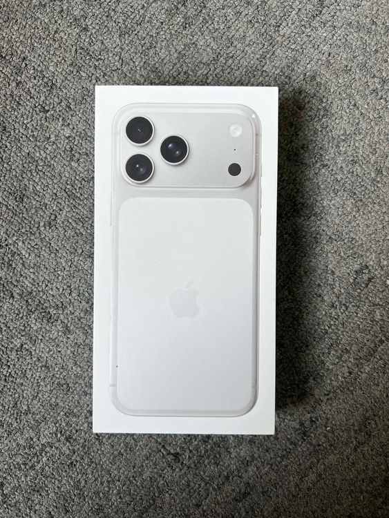 ����̤���� Iphone 17 pro max 256GB������С�