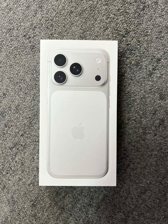 ���ʡ�̤���� iPhone17 Pro 256GB ����С� ����SIM�ե꡼