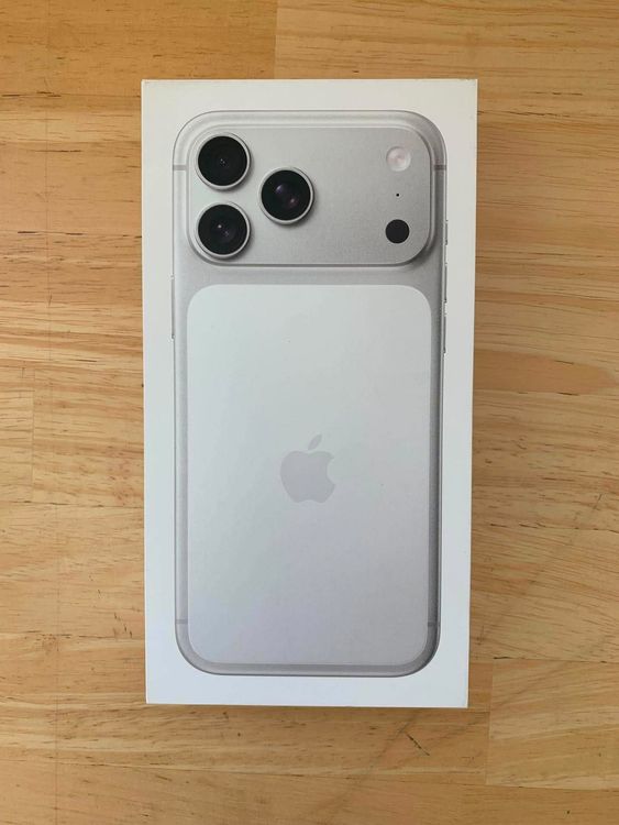 ���ʡ�̤���� iPhone 17 PRO MAX 256GB ����С� ������ SIM�ե꡼
