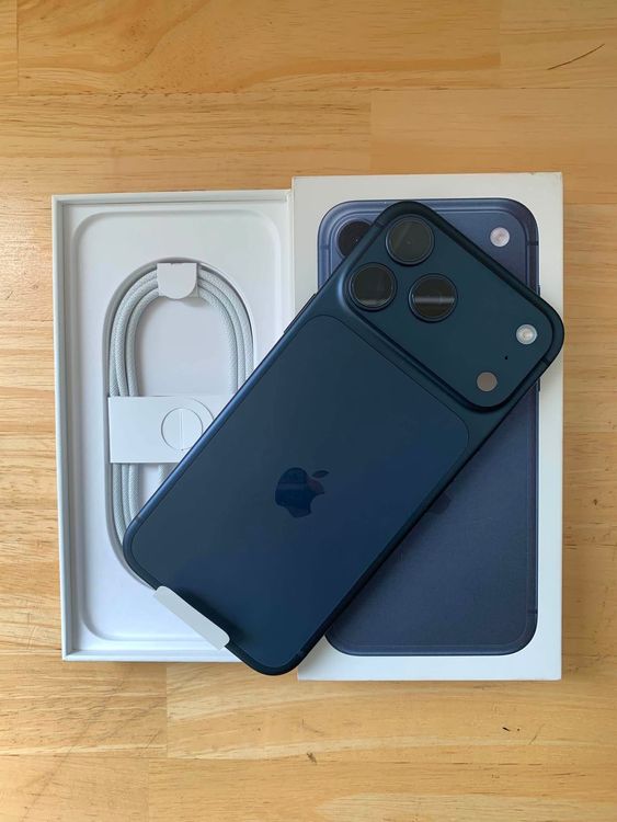 ����̤���� iPhone 17 PRO MAX 512GB �ǥ����ץ֥롼