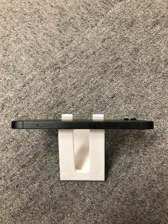   iPhone 16e ֥å 128GB