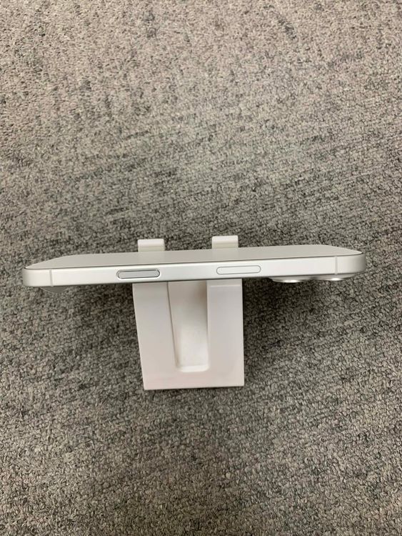 ���� Ʊ�͡�iPhone 16 �ۥ磻�� 128GB