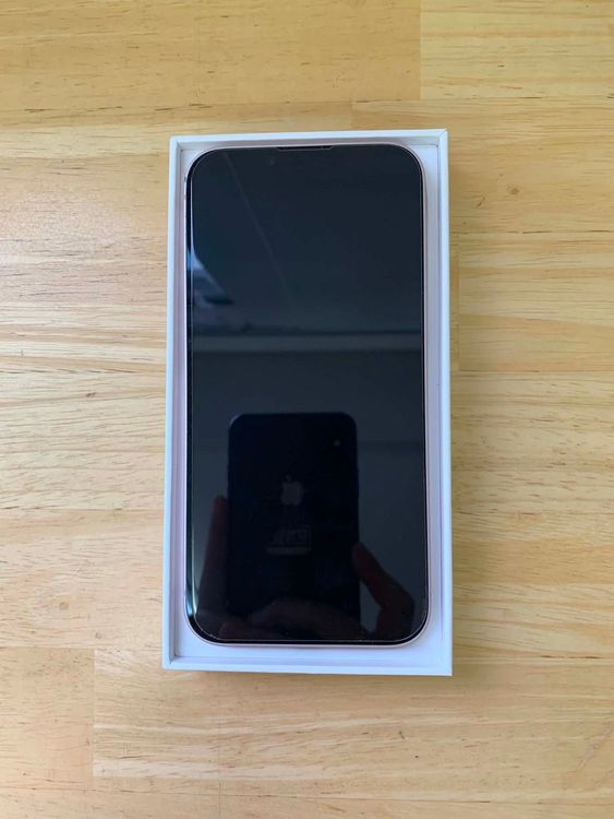 ���ʶᤤ�����ſ���5��iPhone 17e 256GB ���եȥԥ�