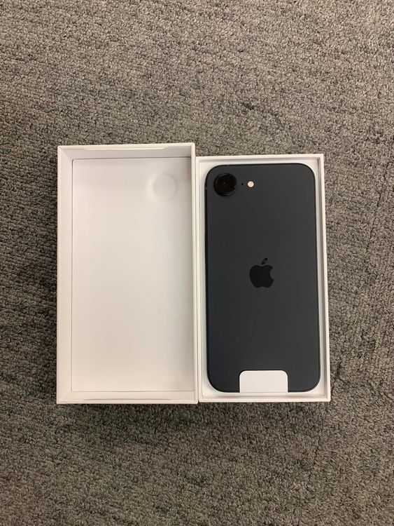 ����̤���� iPhone 17e 256GB Black