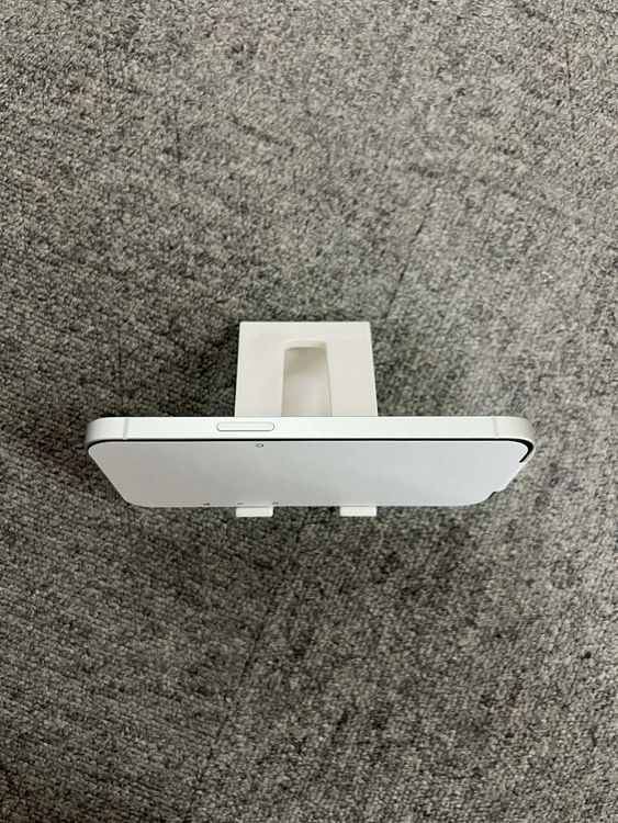 ����Ʊ�� iPhone 16e �ۥ磻�� 128GB�����̥����롦02/07��02/15