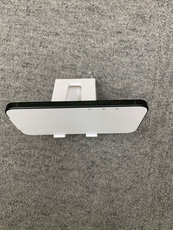 ����Ʊ�� iPhone 15 �֥�å� 128GB