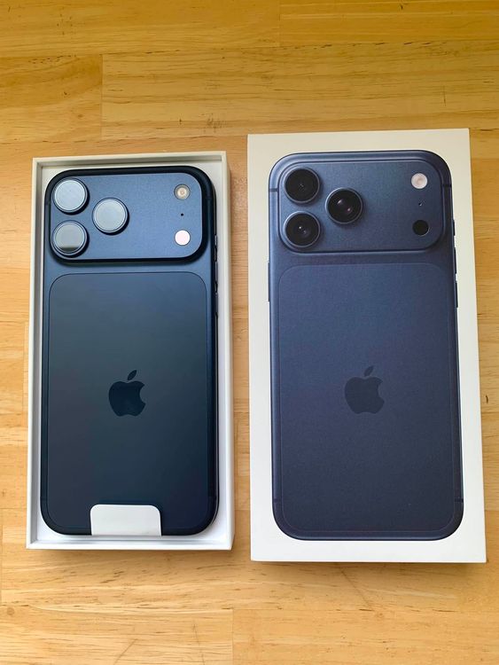 ����̤���� iPhone 17 PRO MAX 256GB �ǥ����ץ֥롼