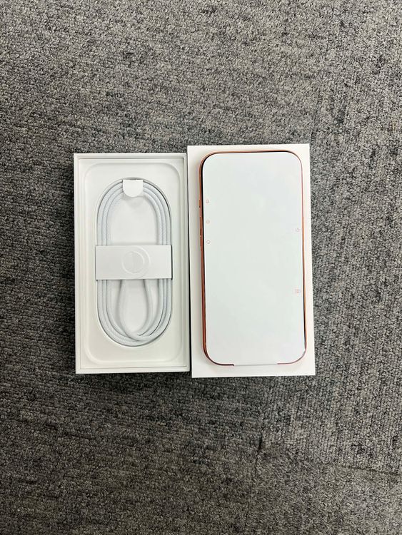 ����̤���� Iphone 17 pro 256GB �����ߥå������