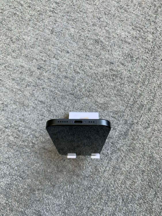 ���� ���� iPhone 15 �֥�å� 128GB�����̥����롦12/25��12/31