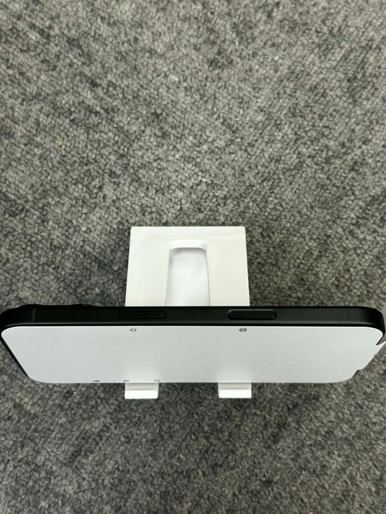 ���� Ʊ�͡�iPhone 16 Black 256GB�����̥����롦03/03��03/15