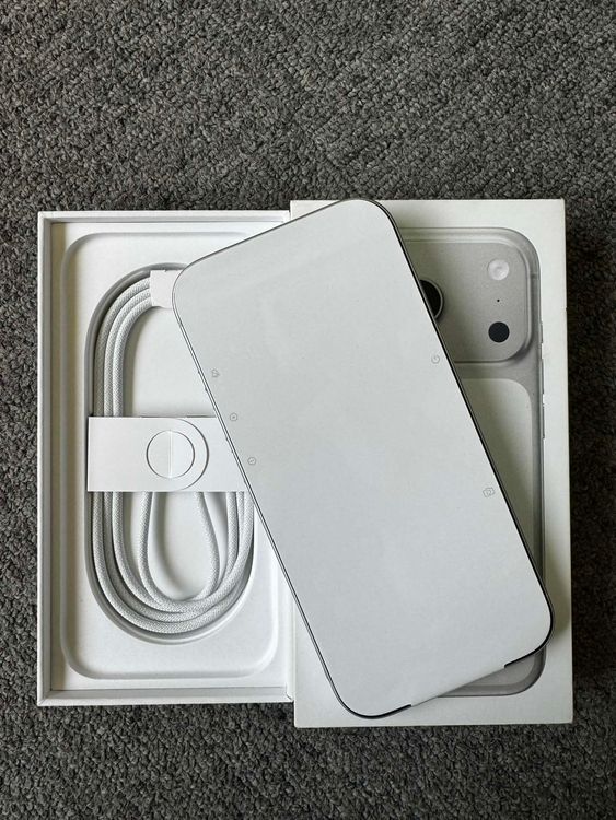 ���ʡ����� iPhone 17 Pro 256GB ����С�