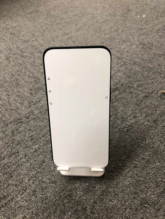   iPhone 16e ֥å 128GB