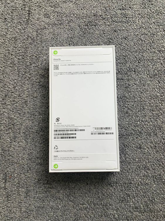 ���ʡ�̤������iPhone 16e �ۥ磻�� 256GB
