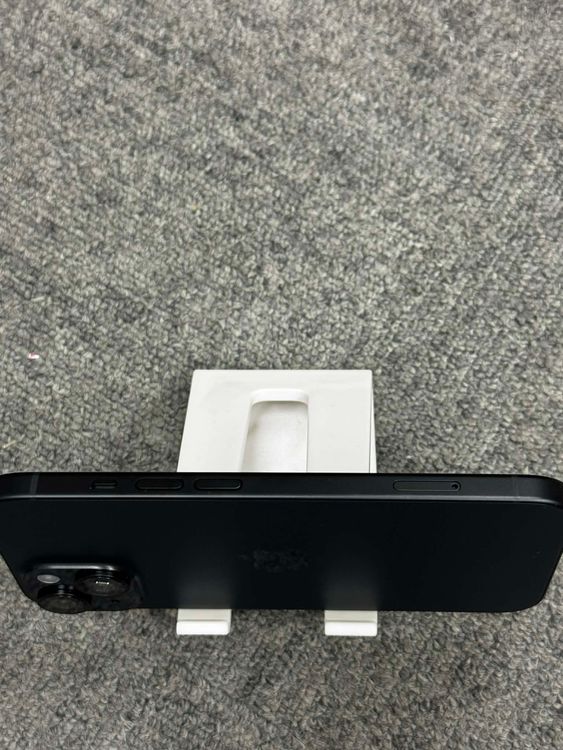 ���ſ���14�� iPhone 15 Black 128GB