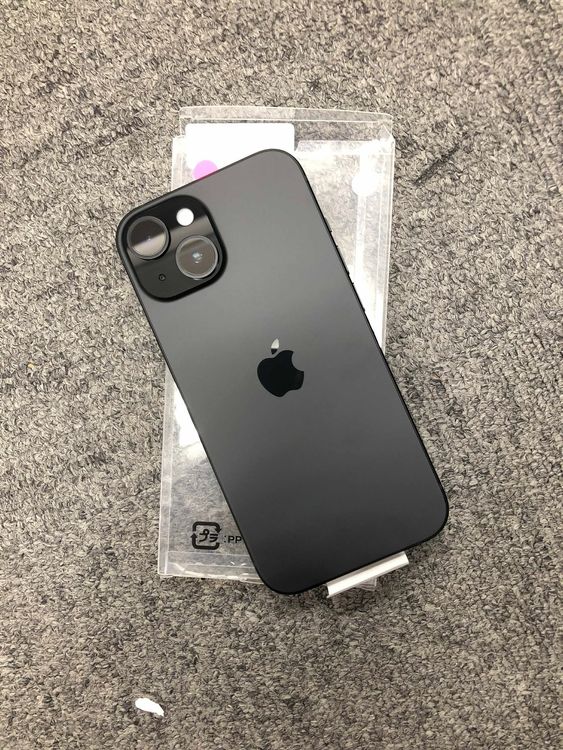   iPhone 15 Black 128GB