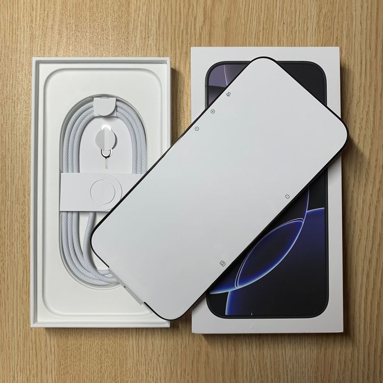 土日祝発送 新品、未使用 iPhone 16ProMax 1TB ブラック 国内版 SIMフリー