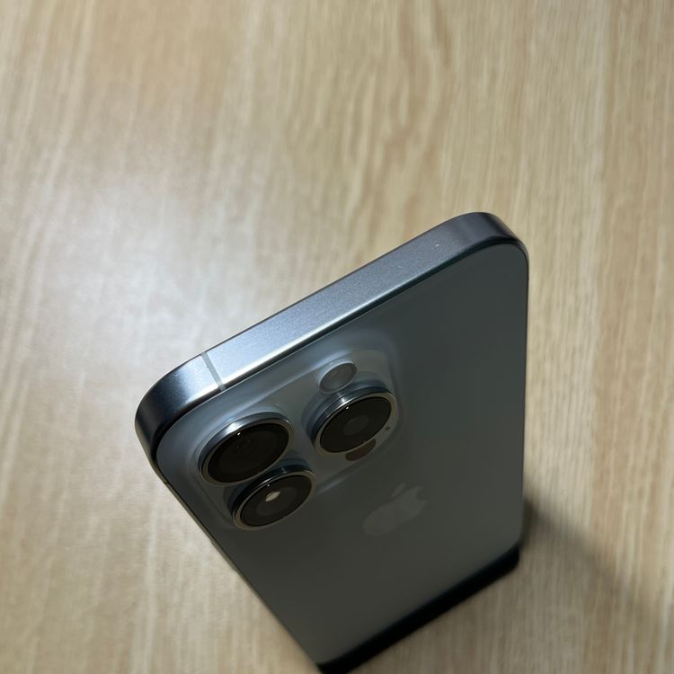 ȯSIMե꡼ iPhone 15Pro 256GB ۥ磻ȥ˥  91%