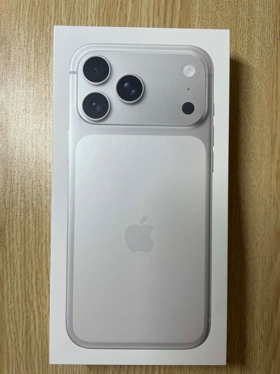 ���ʡ�̤���� iPhone 17ProMax 256GB ����С�Apple�� SIM�ե꡼¨��ȯ��