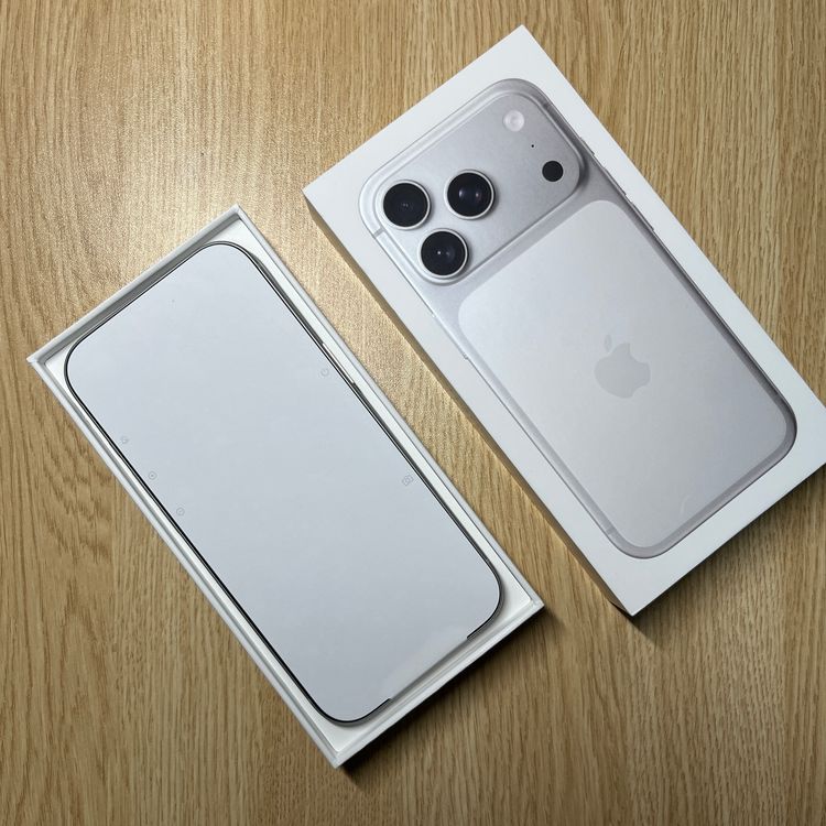 ���ʡ�̤������ iPhone 17Pro 256GB ����С�������SIM�ե꡼¨��ȯ��