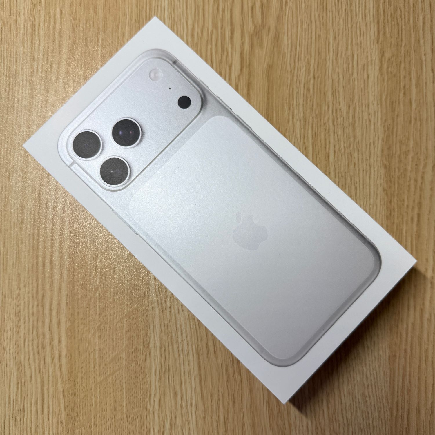 ムスビー｜【未開封品】iPhone 17ProMax 256GB シルバー国内版 SIM