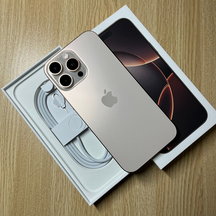 SIMե꡼ iPhone 16ProMax 256GB ǥȥ˥  94%