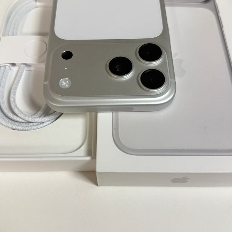 ¨��ȯ���ڿ��ʡ�̤���ѡ�iPhone 17Pro Max 256Gb ����С� Apple��