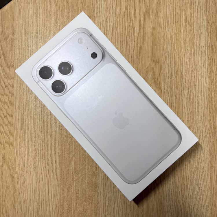 ���ʡ�̤���� iPhone 17ProMax 256GB ����С�Apple SIM�ե꡼¨��ȯ��